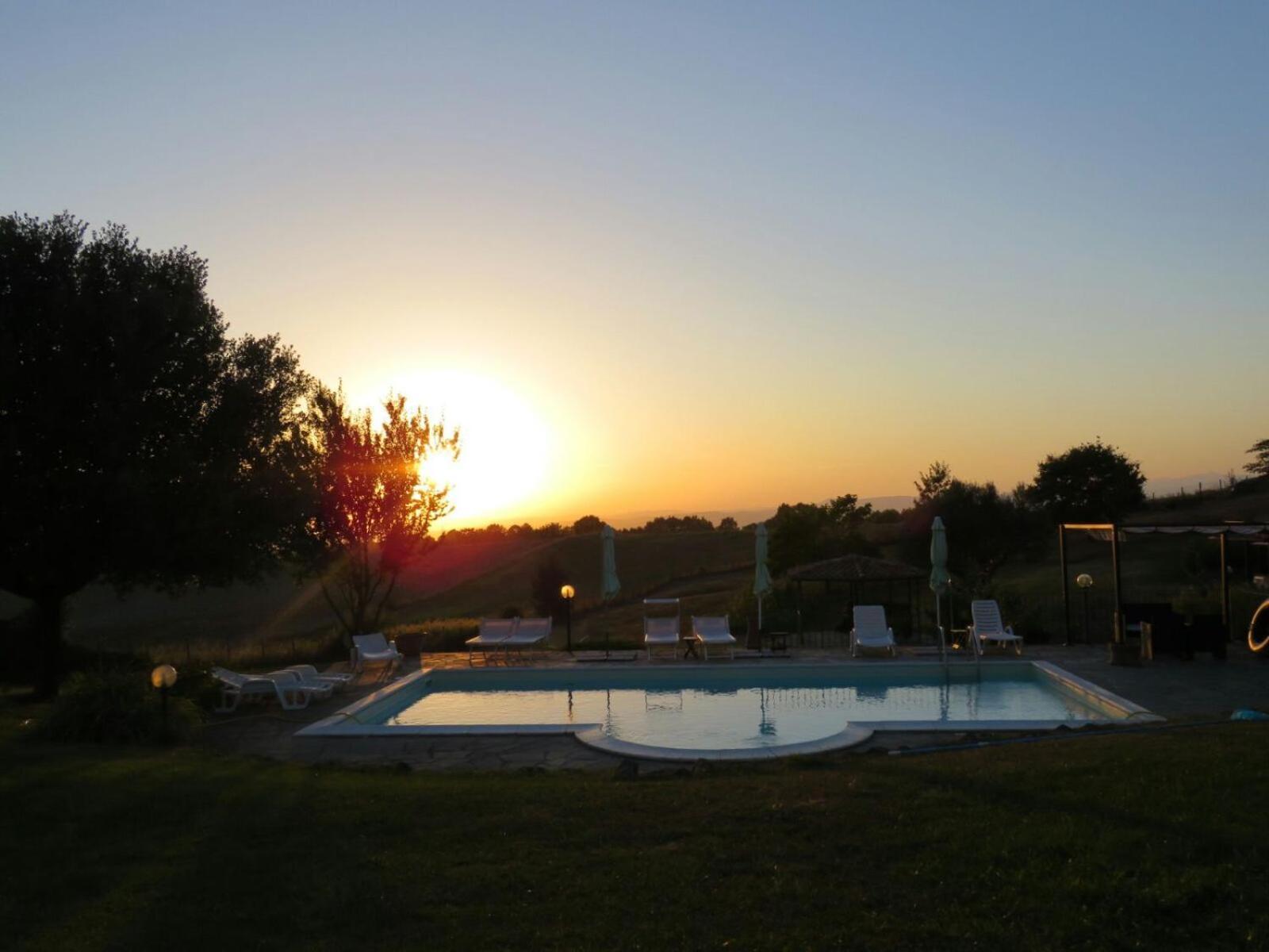 Agriturismo Cantinaccia Di Sopra 皮蒂利亚诺 外观 照片