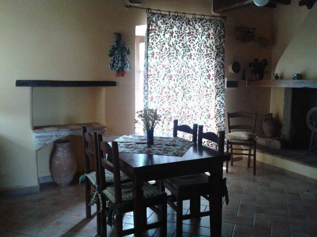 Agriturismo Cantinaccia Di Sopra 皮蒂利亚诺 客房 照片